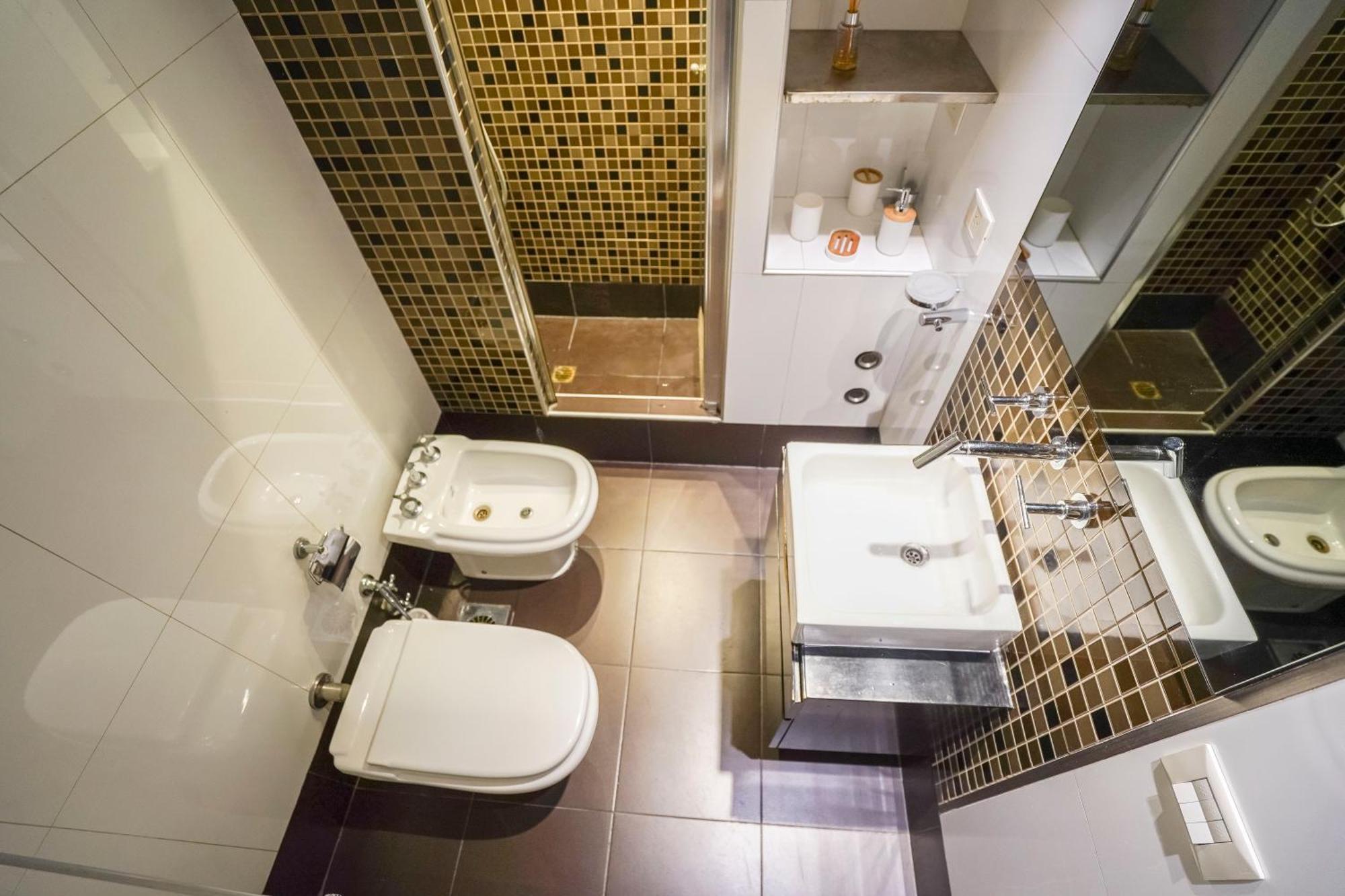 Luxury Near Patio Bullrich